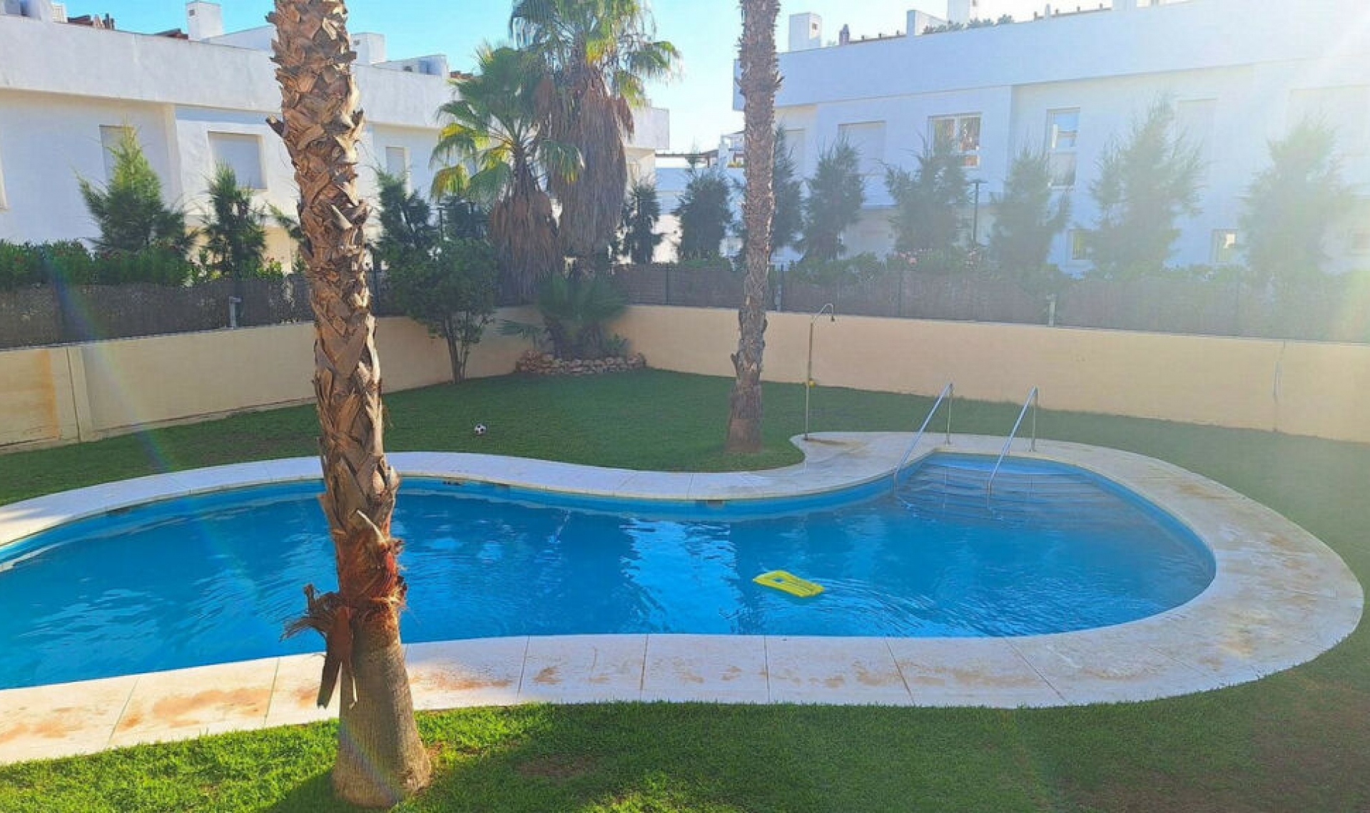 Resale - House -
Calahonda