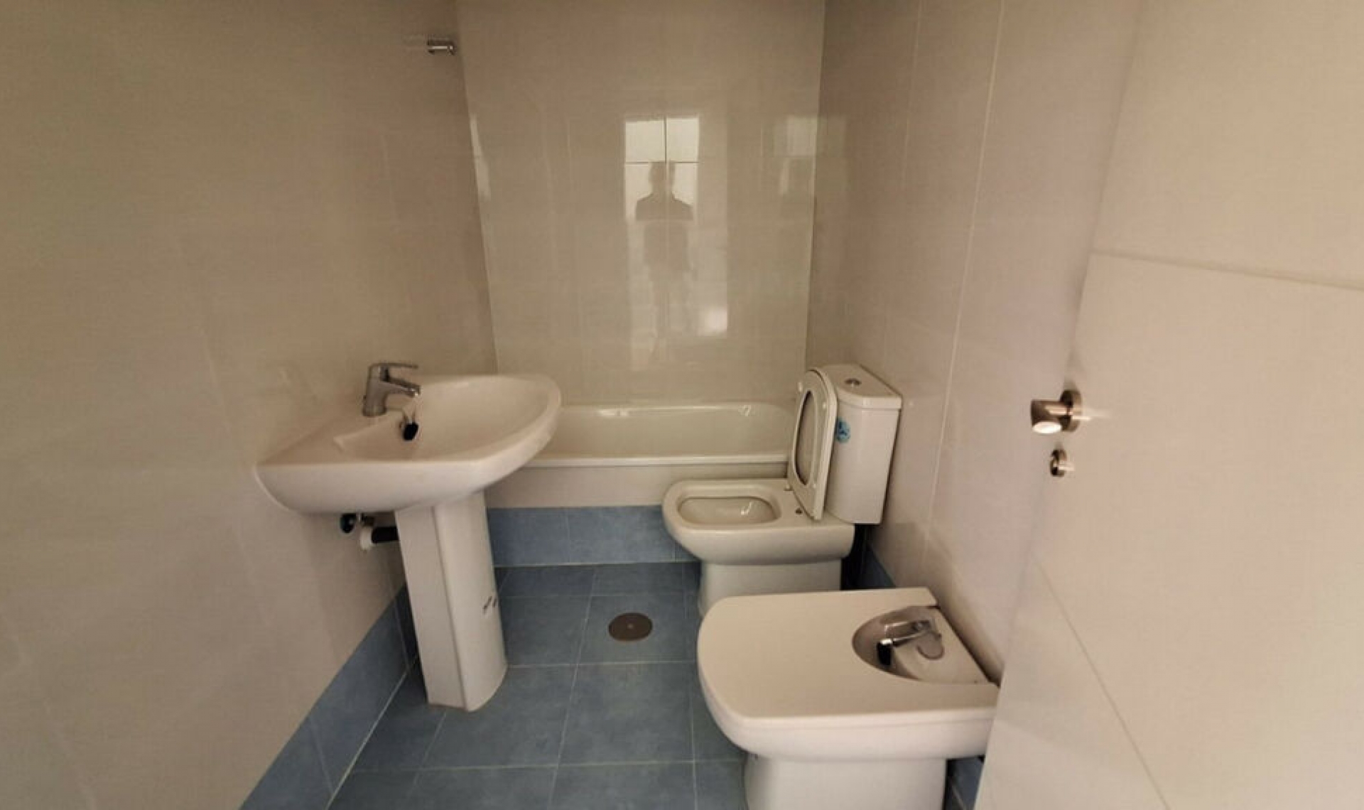 Resale - House -
Calahonda