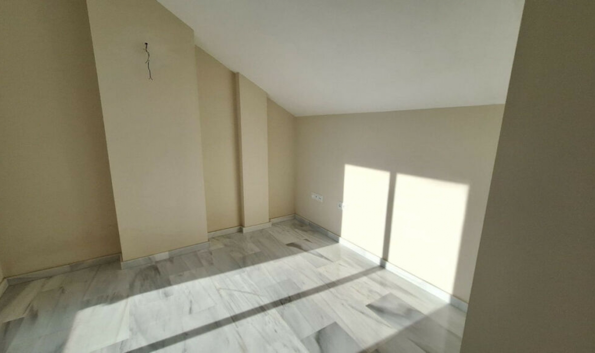 Resale - House -
Calahonda