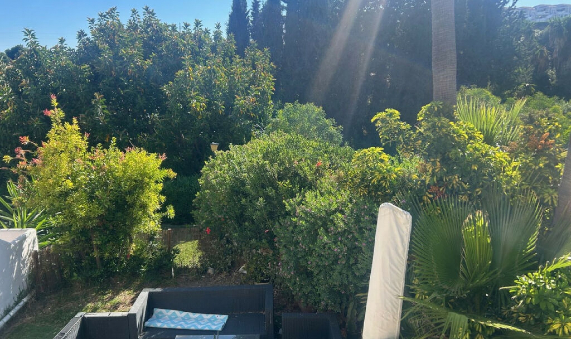 Resale - House -
Calahonda