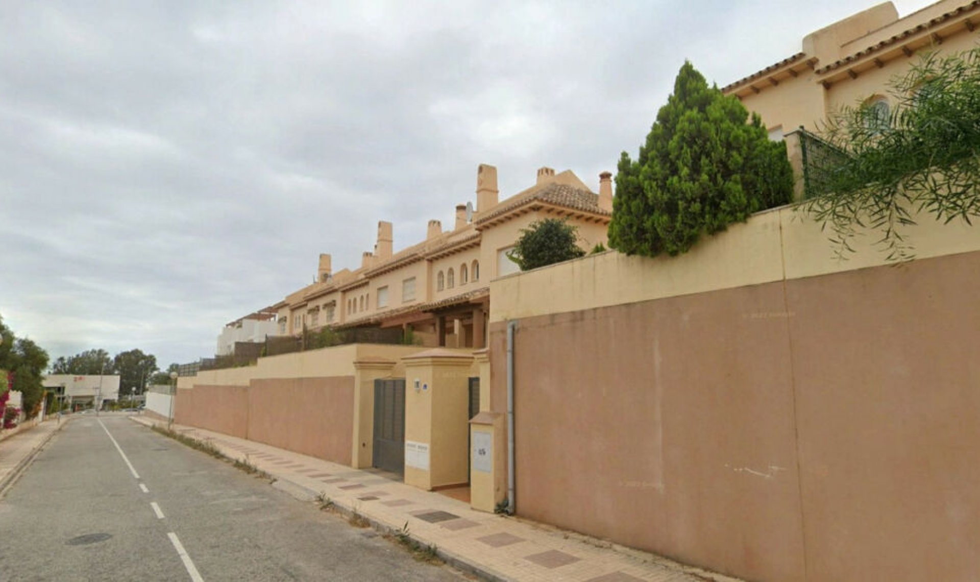 Resale - House -
Calahonda