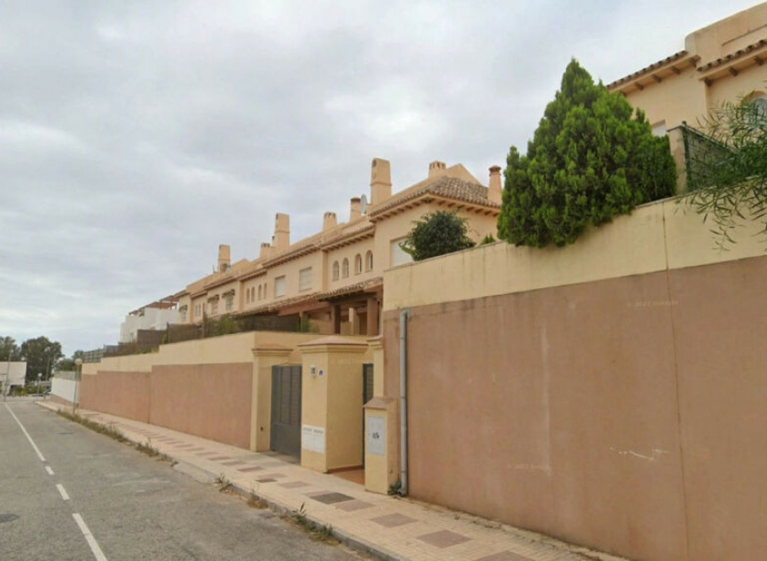 Resale - House -
Calahonda