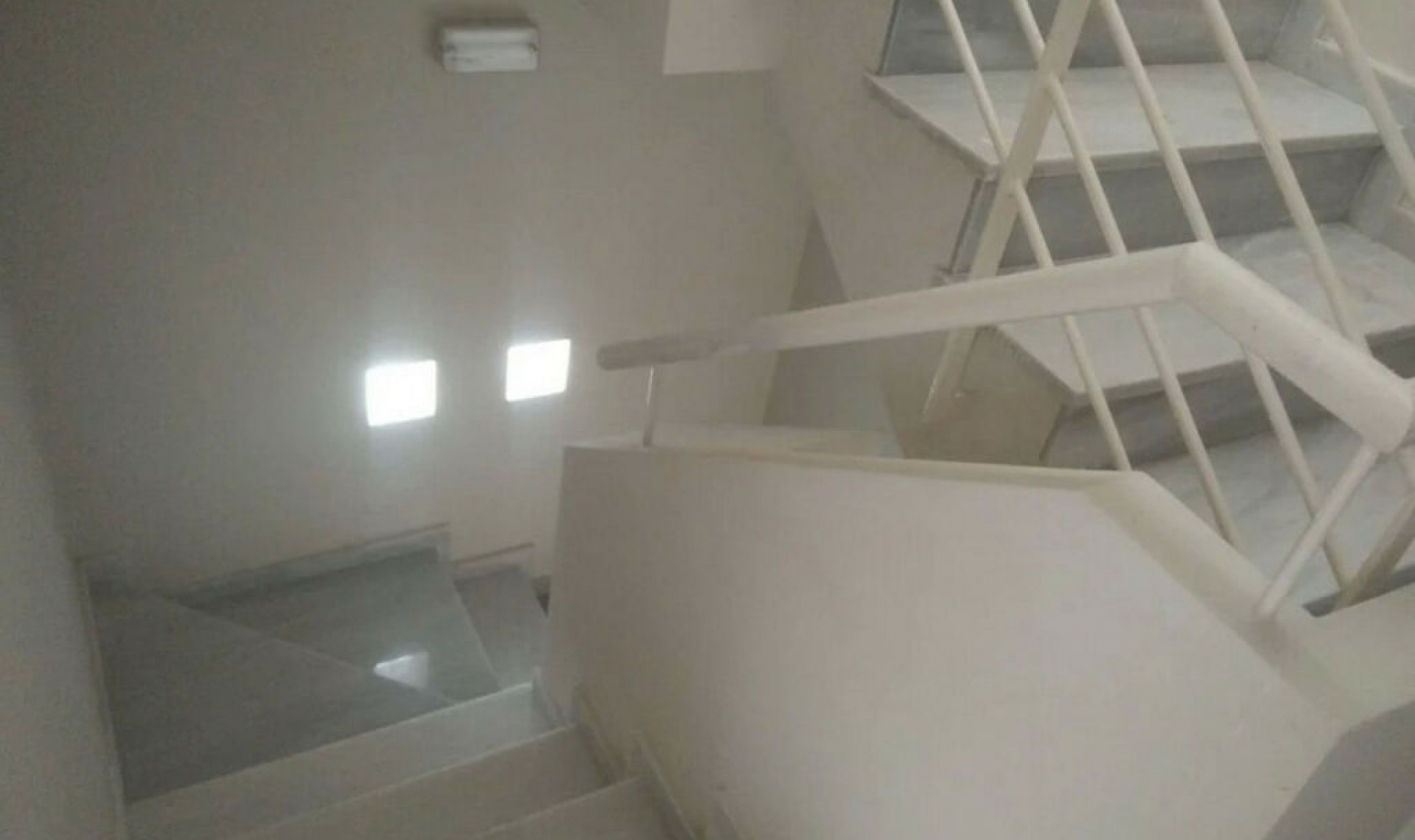 Resale - House -
Calahonda