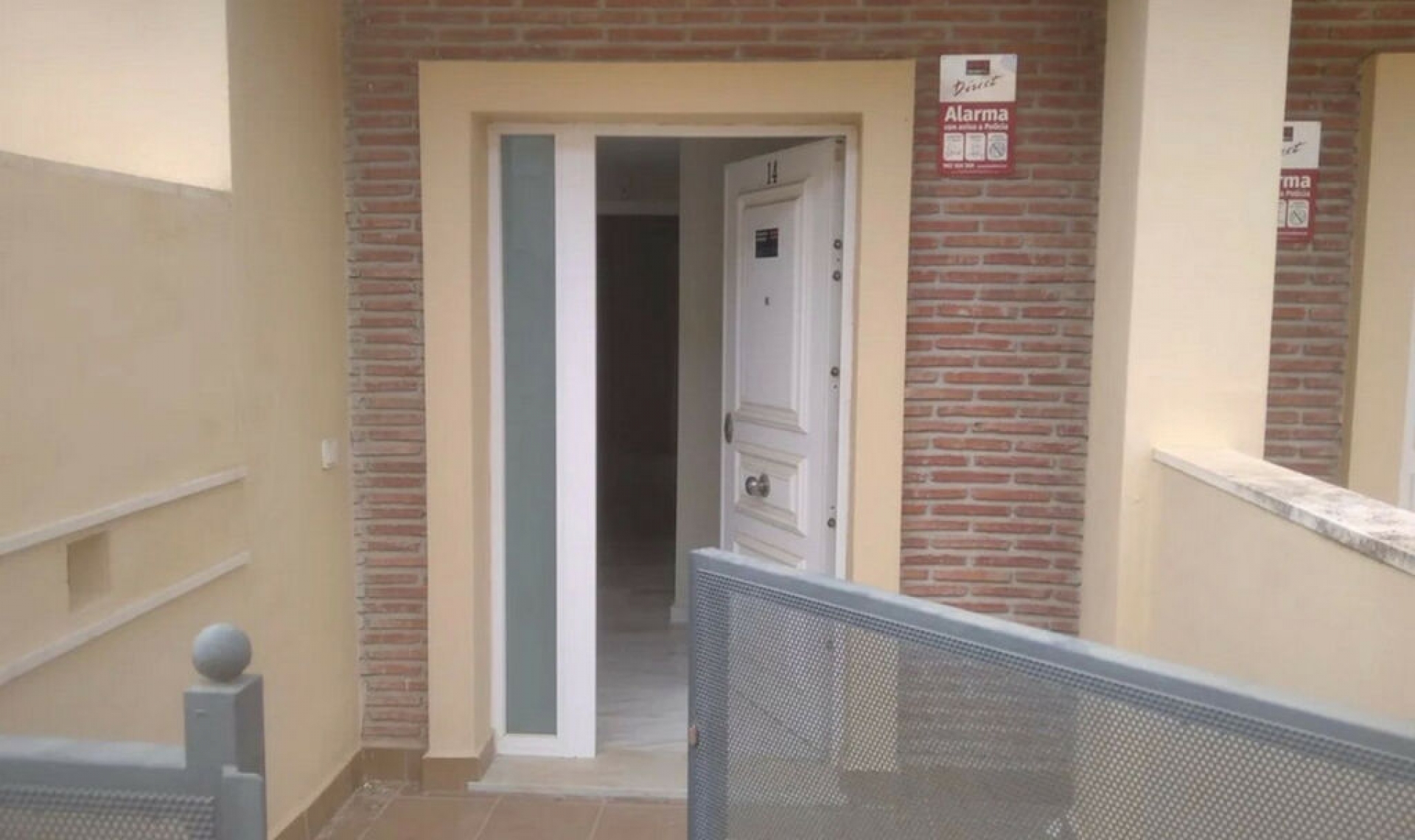 Resale - House -
Calahonda