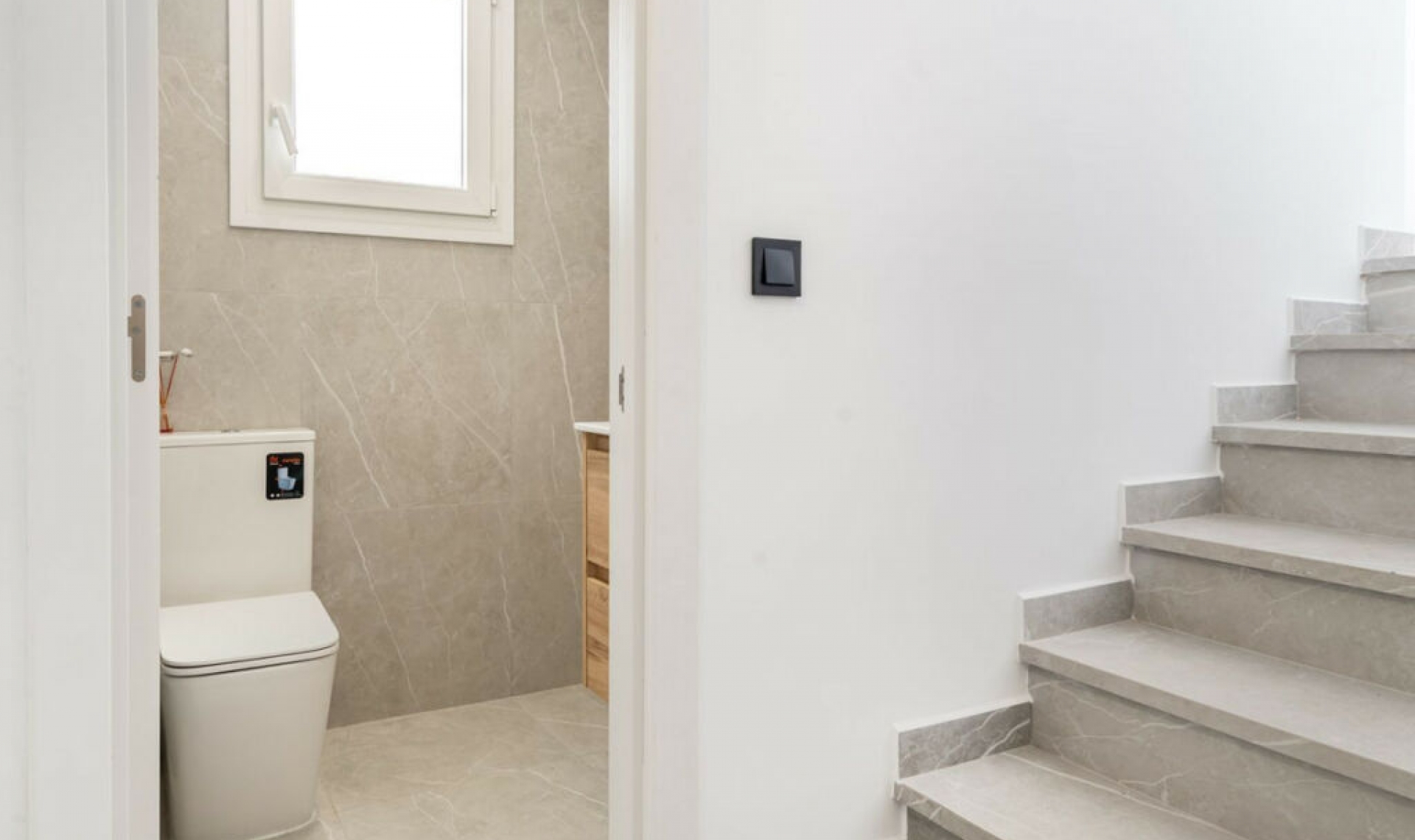 Resale - House -
Calahonda