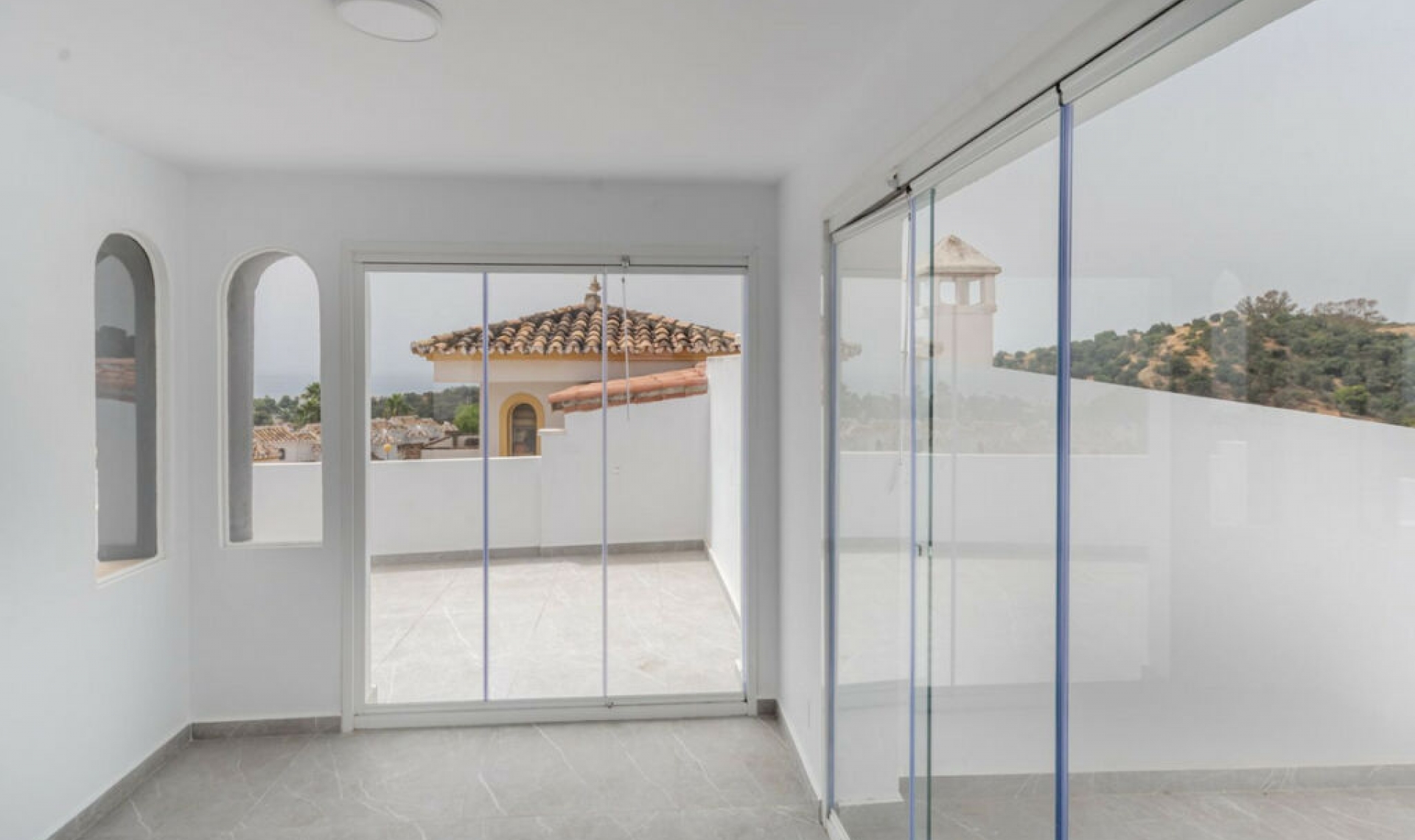 Resale - House -
Calahonda