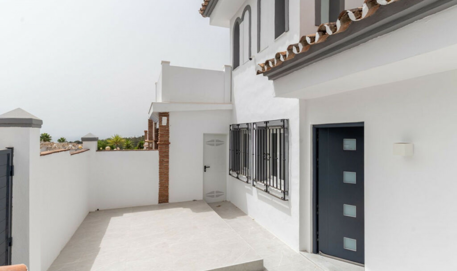 Resale - House -
Calahonda