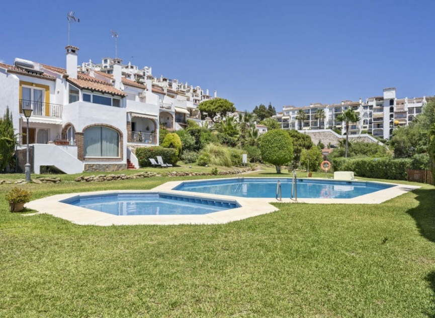Resale - House -
Calahonda