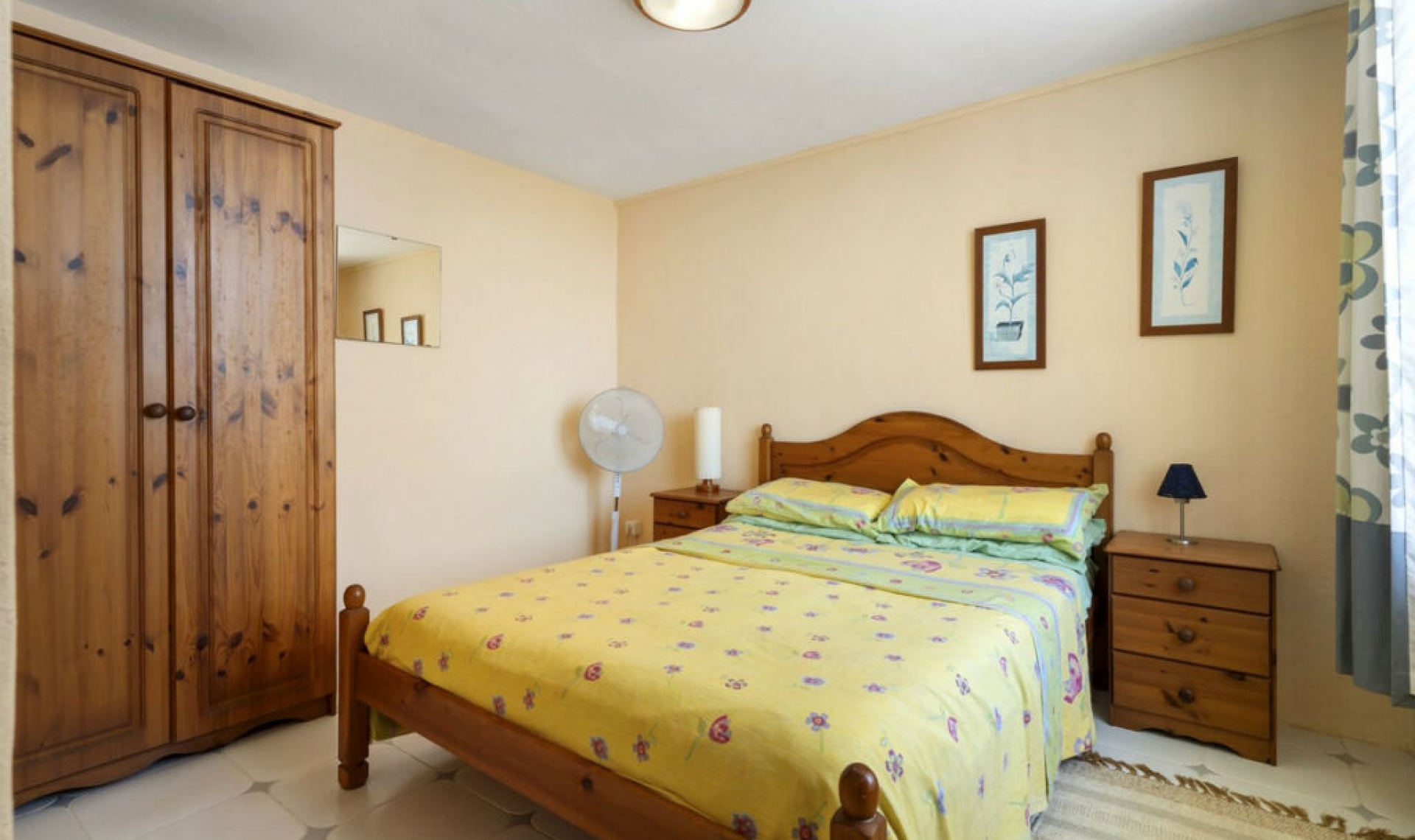 Resale - House -
Calahonda