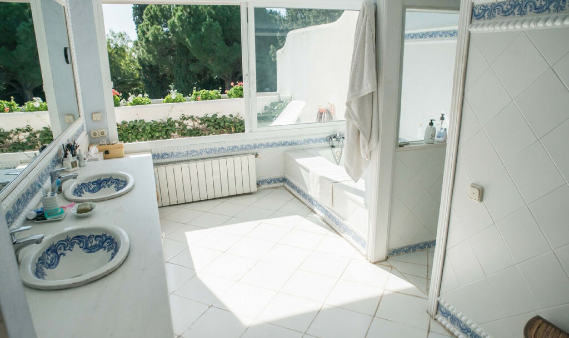 Resale - House -
Calahonda