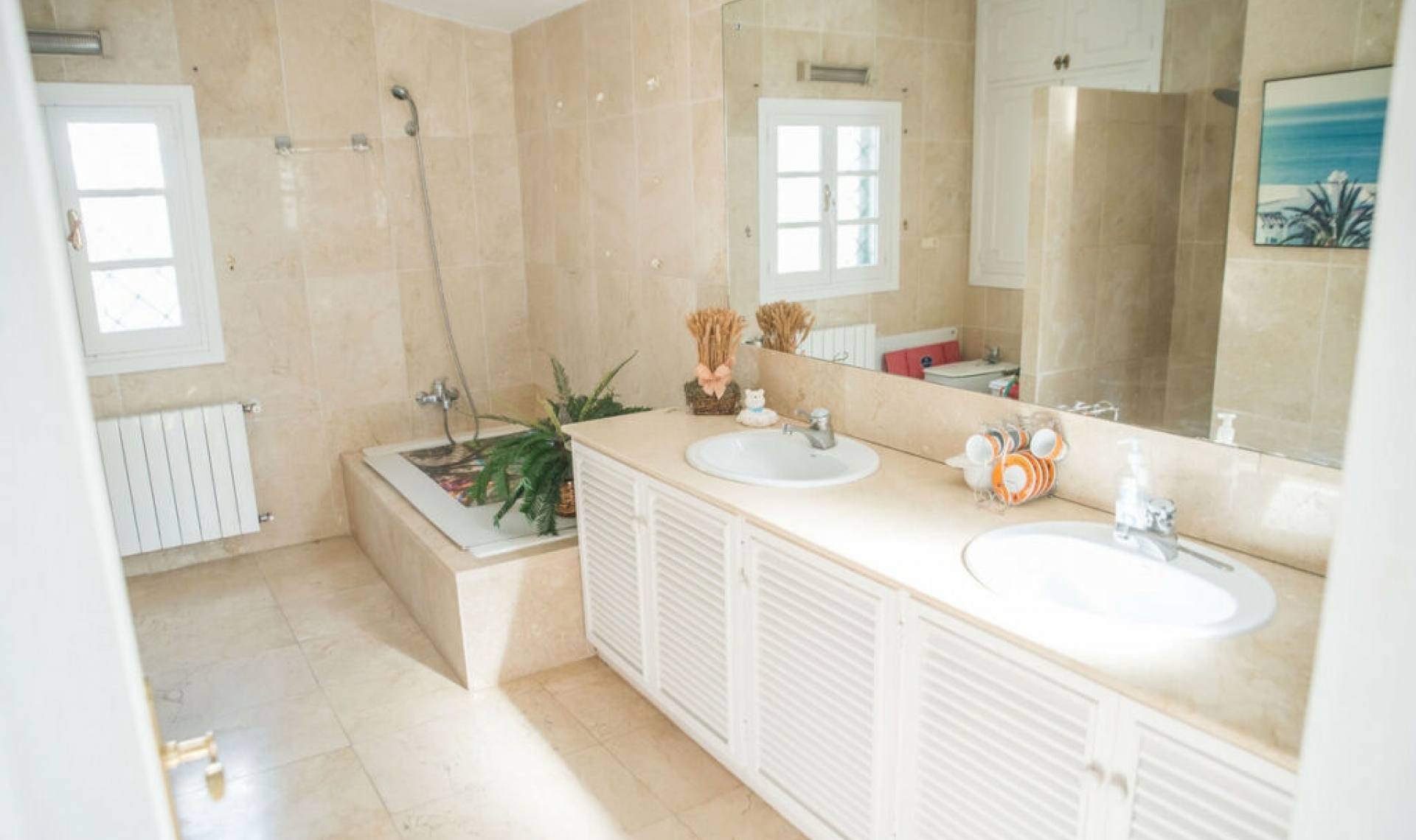 Resale - House -
Calahonda