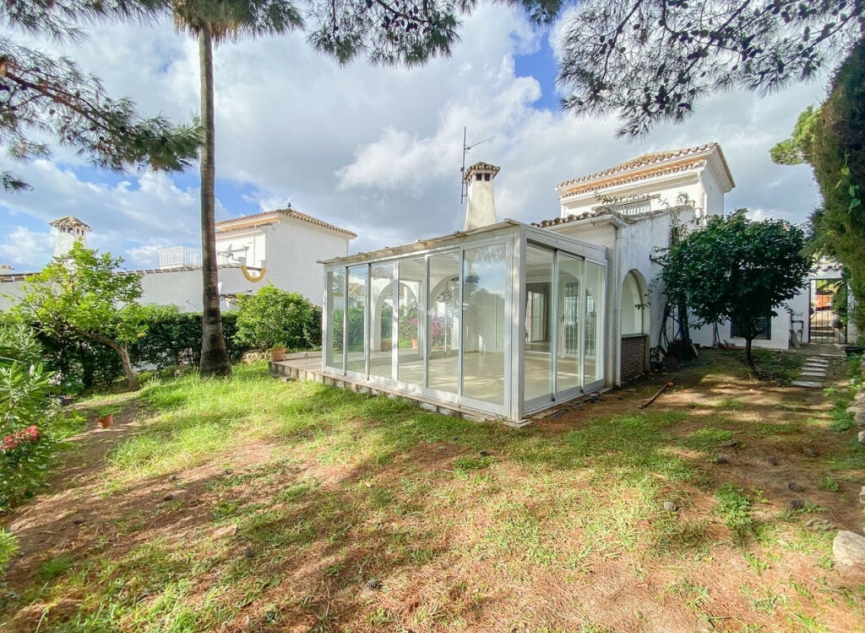 Resale - House -
Calahonda