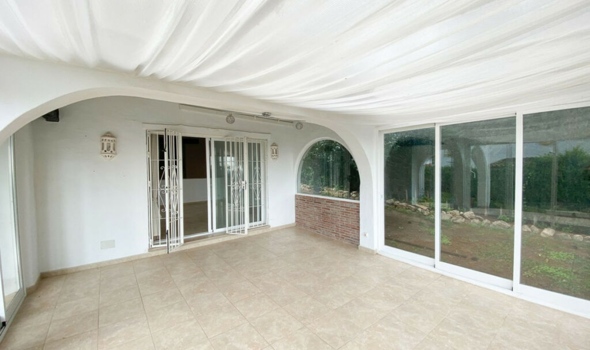 Resale - House -
Calahonda