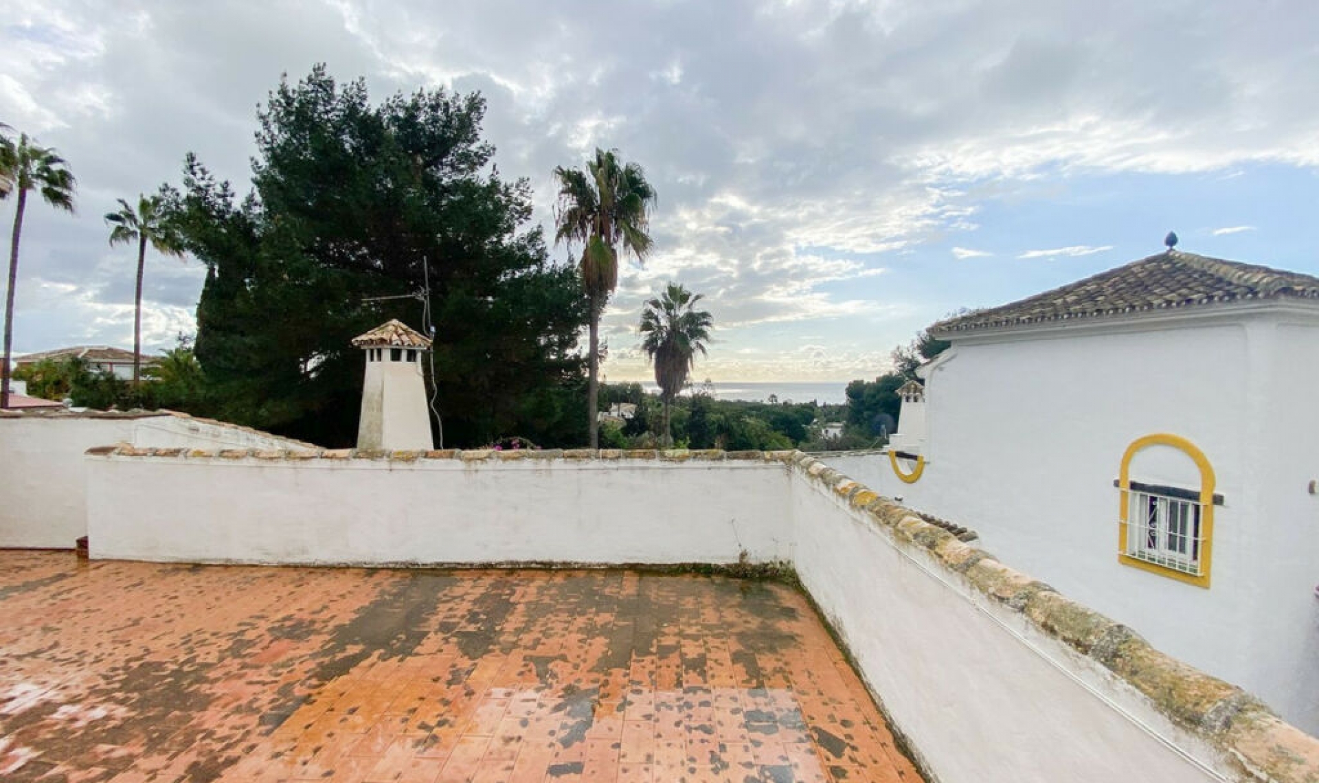 Resale - House -
Calahonda