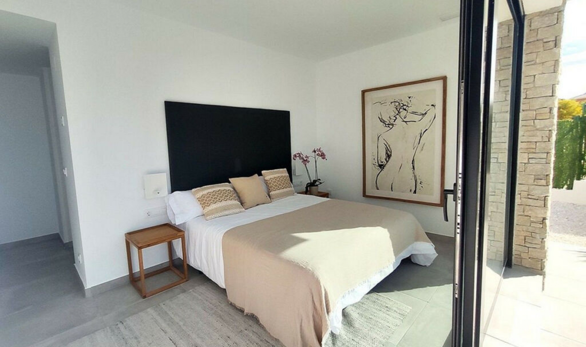 Resale - House -
Calasparra