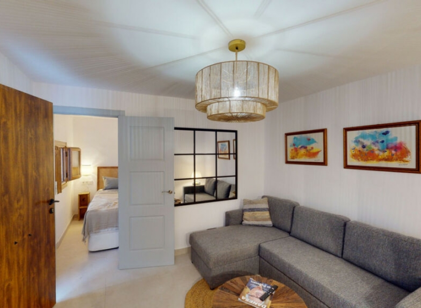 Resale - House -
Caleta de Vélez