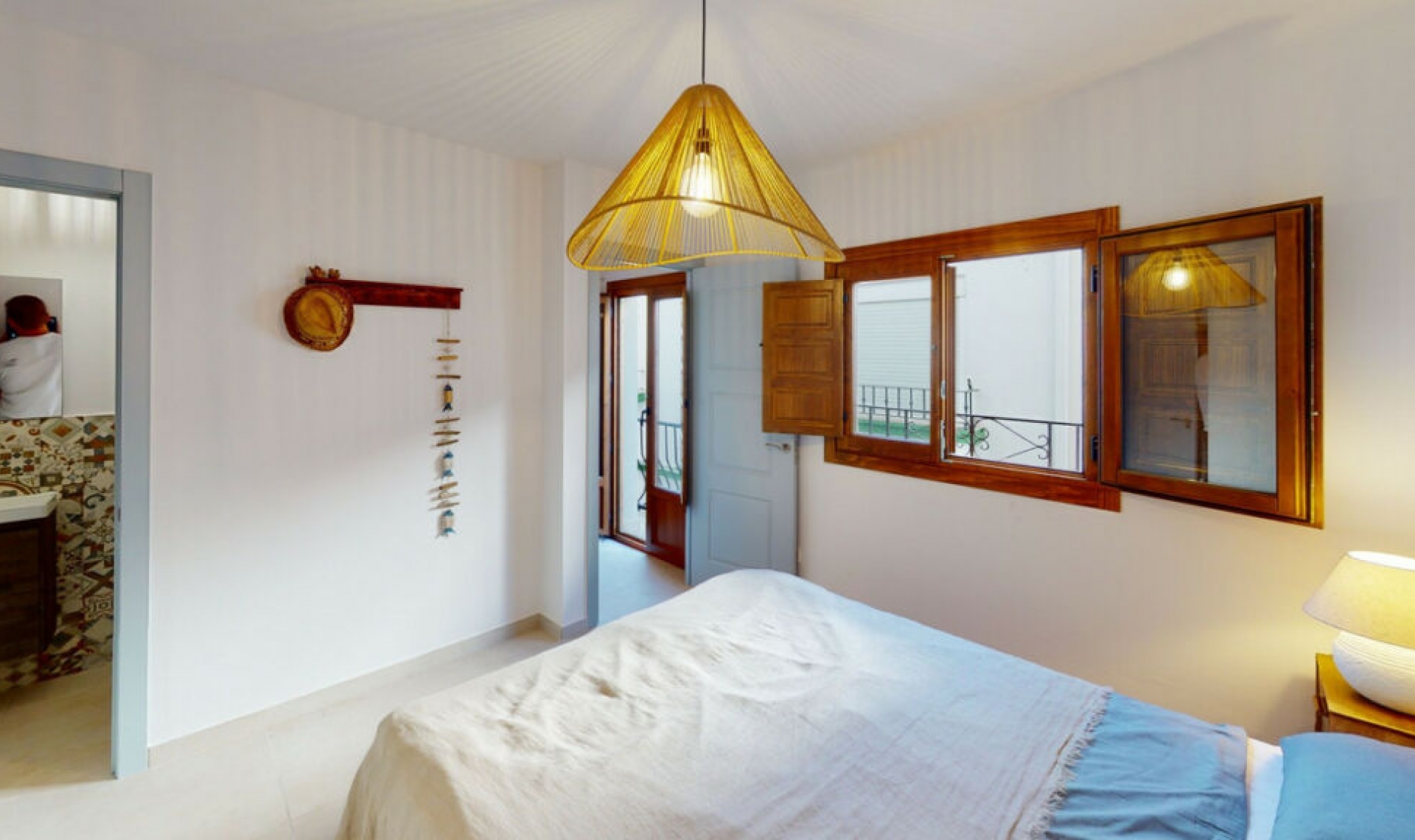 Resale - House -
Caleta de Vélez