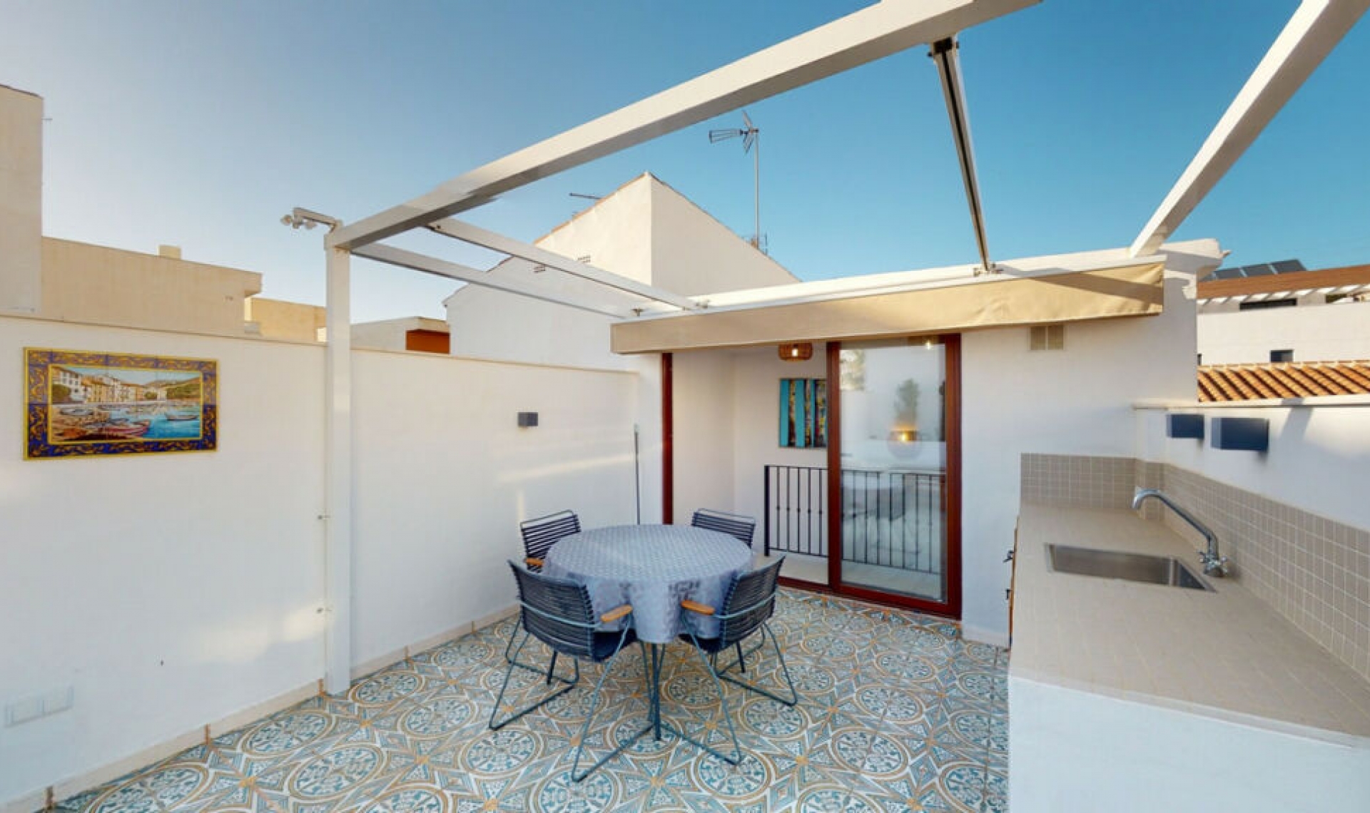 Resale - House -
Caleta de Vélez