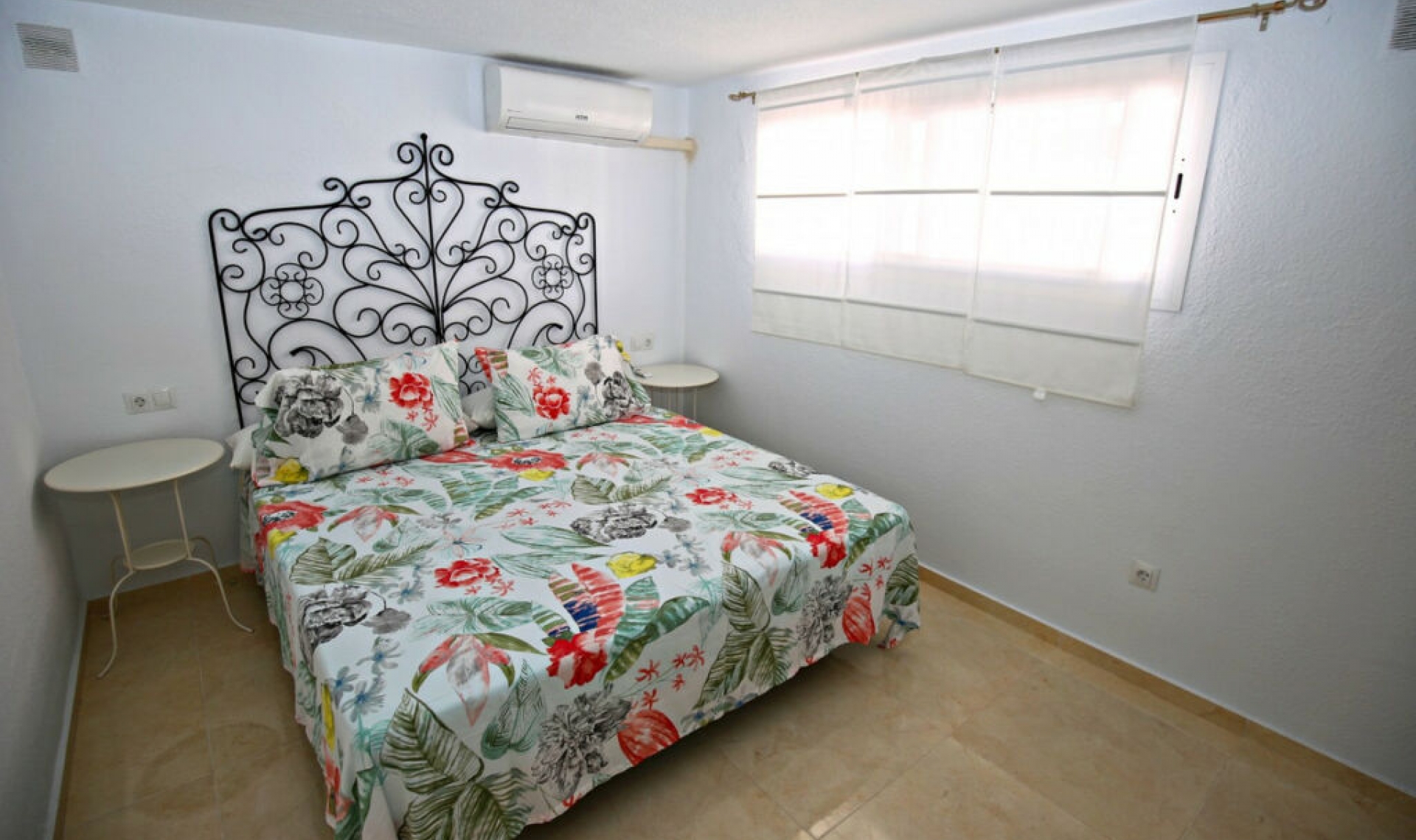 Resale - House -
Caleta de Vélez