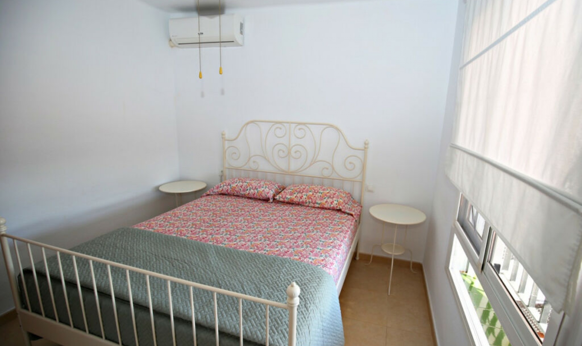 Resale - House -
Caleta de Vélez