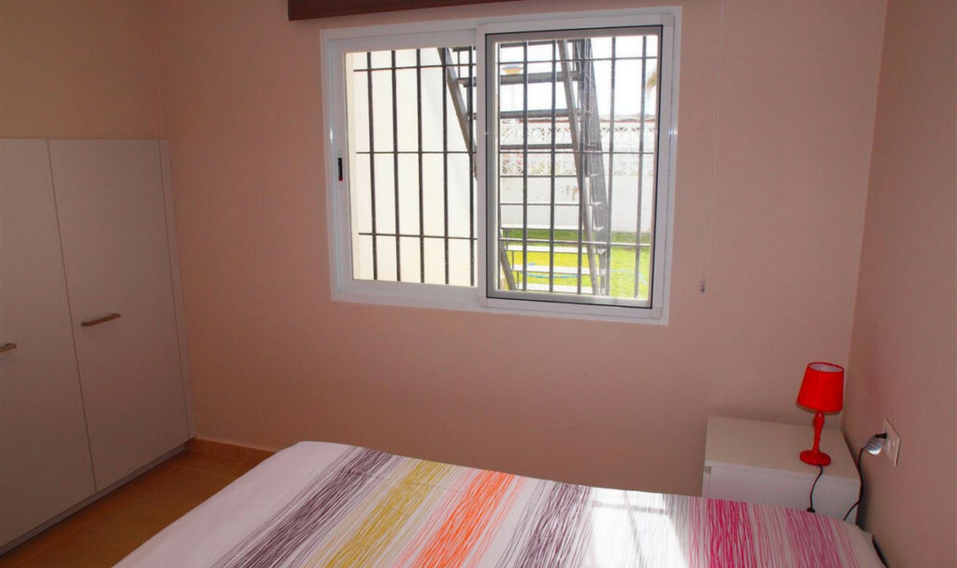 Resale - House -
Caleta de Vélez