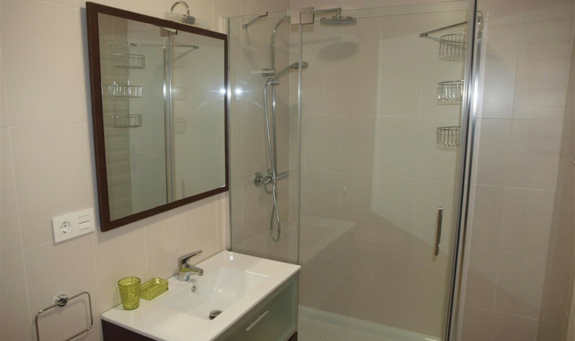 Resale - House -
Caleta de Vélez