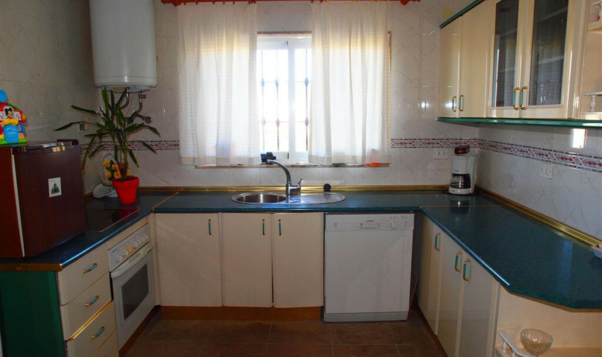 Resale - House -
Caleta de Vélez