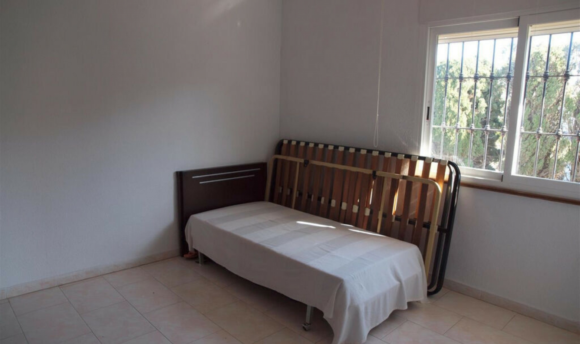 Resale - House -
Caleta de Vélez