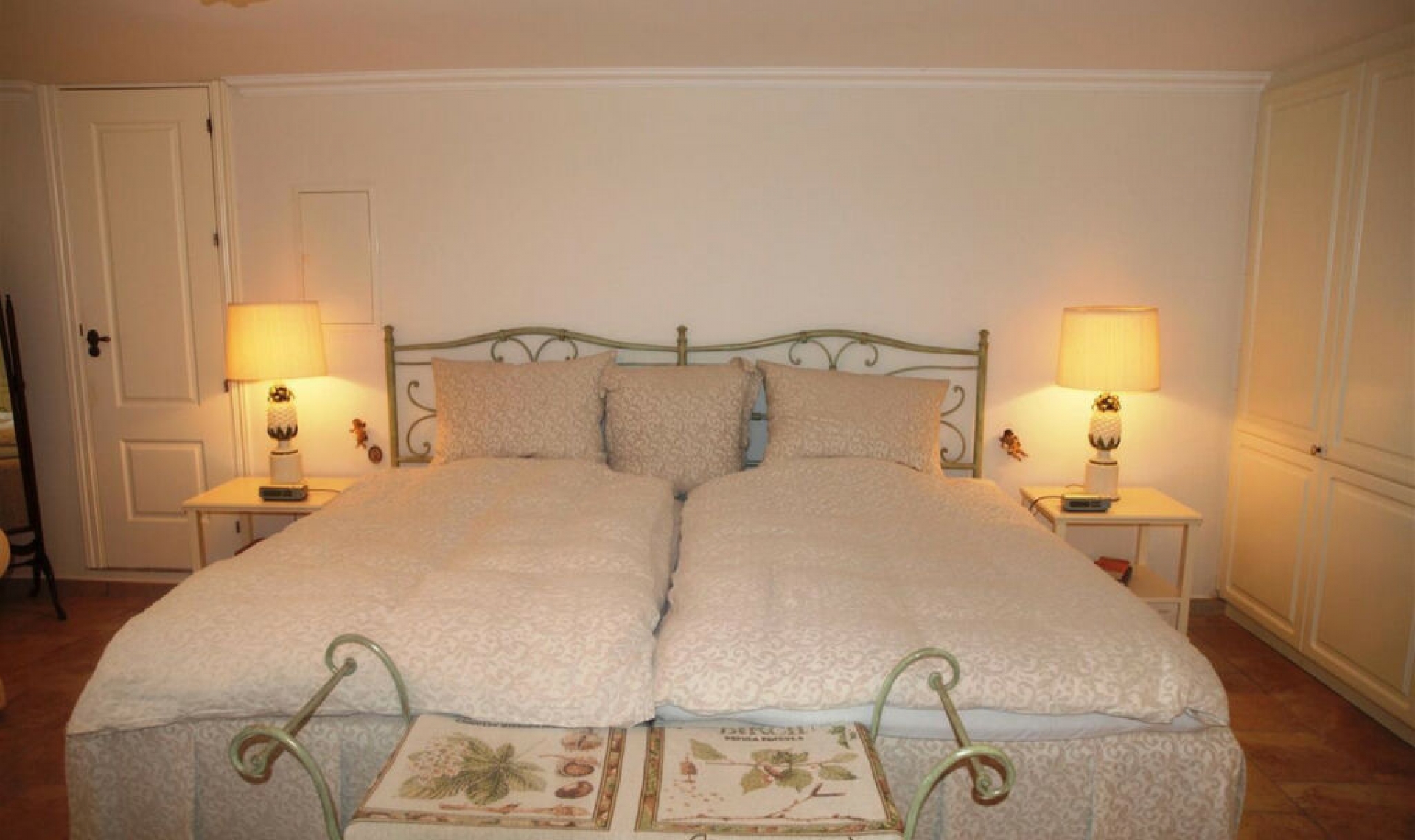 Resale - House -
Caleta de Vélez