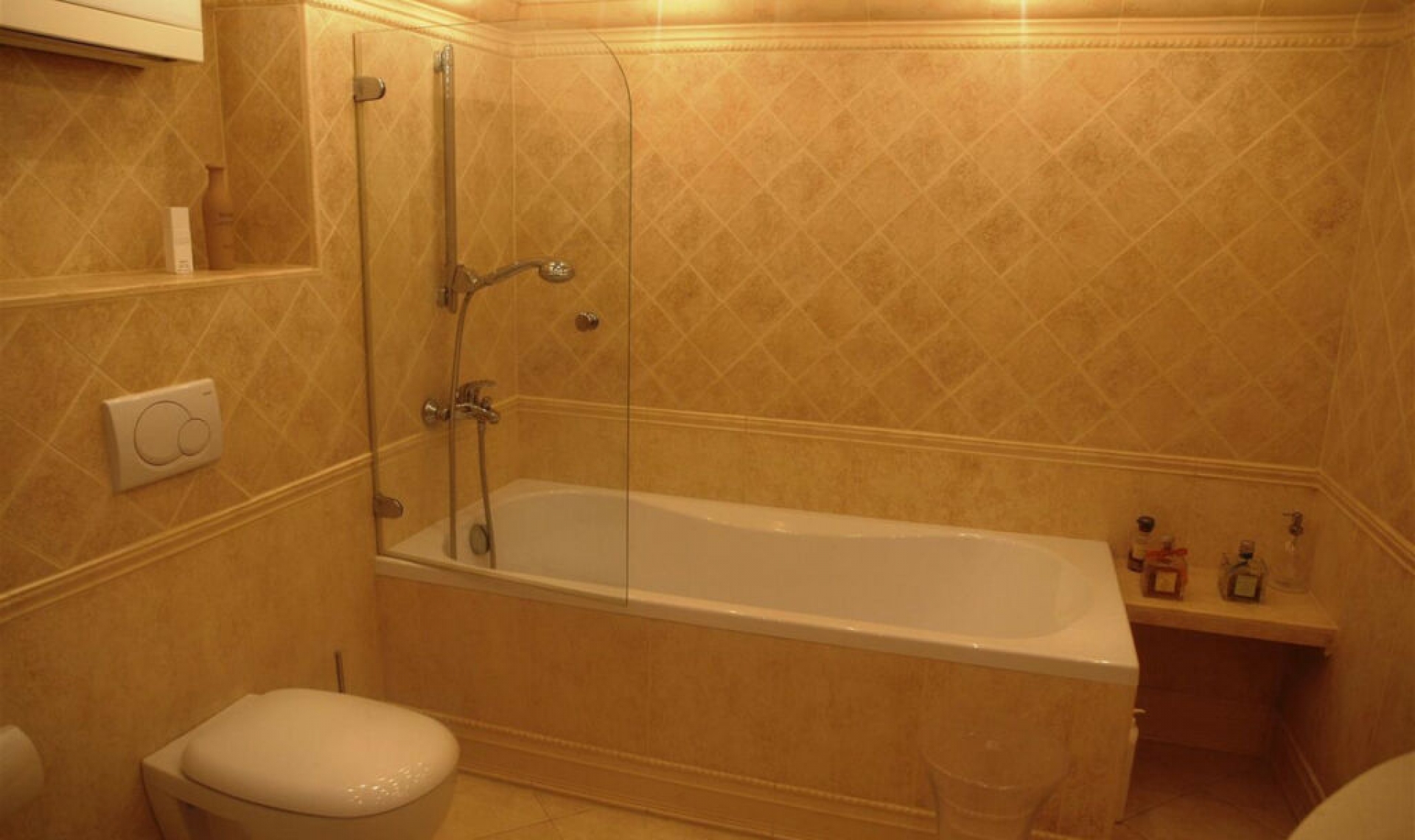 Resale - House -
Caleta de Vélez