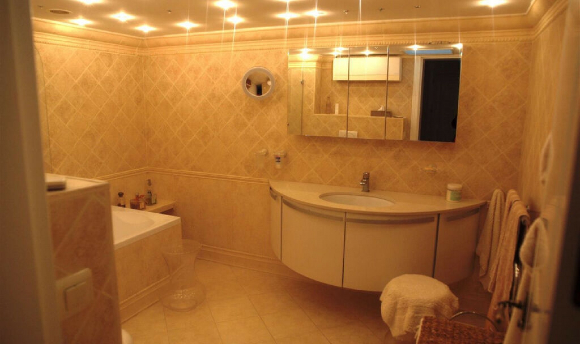 Resale - House -
Caleta de Vélez