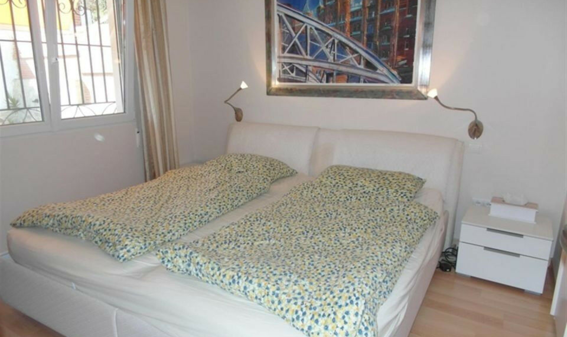 Resale - House -
Caleta de Vélez