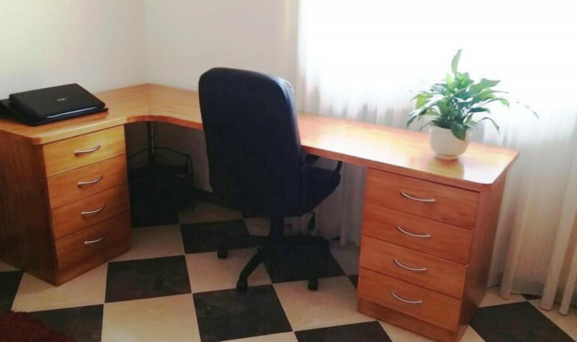 Resale - House -
Caleta de Vélez