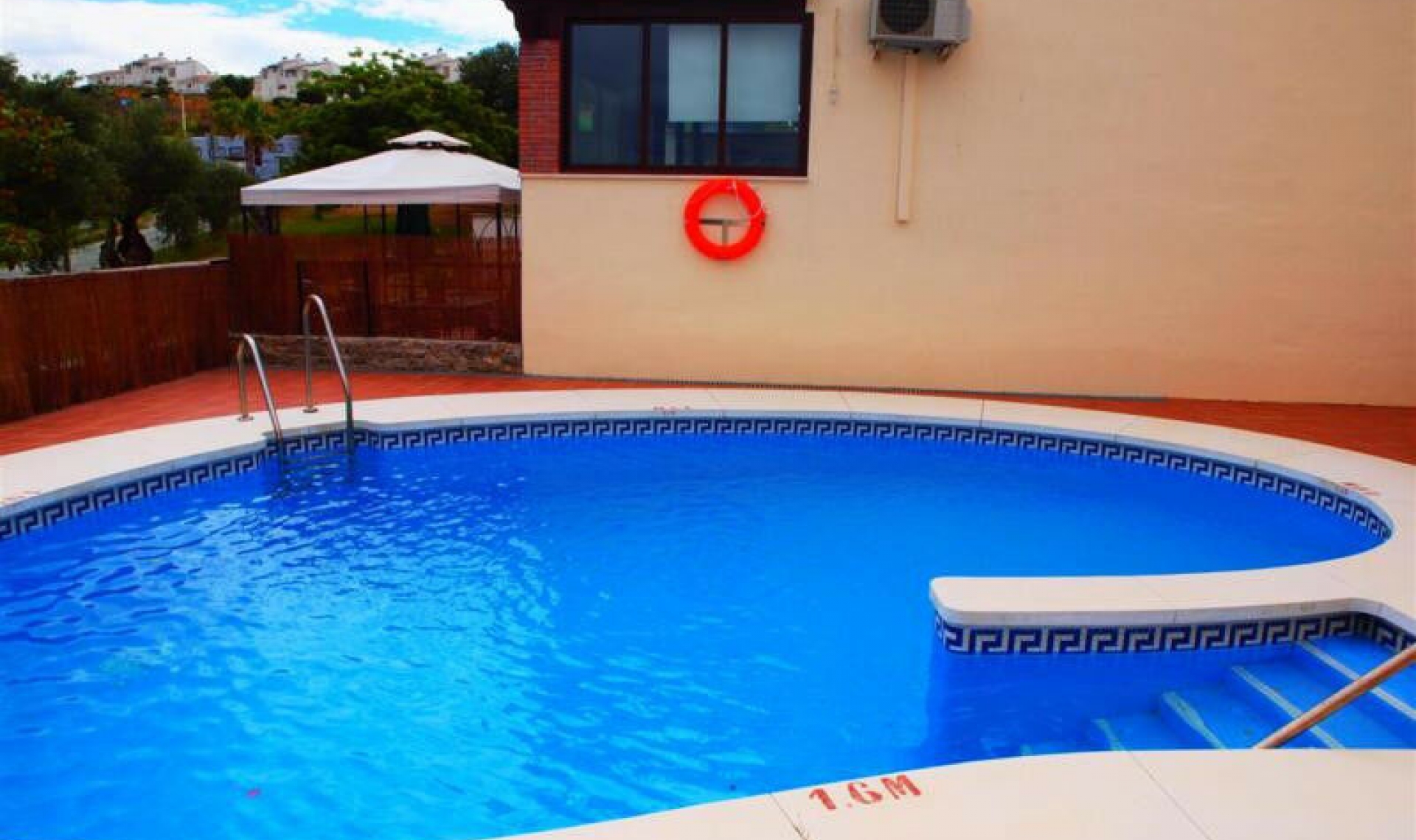 Resale - House -
Caleta de Vélez