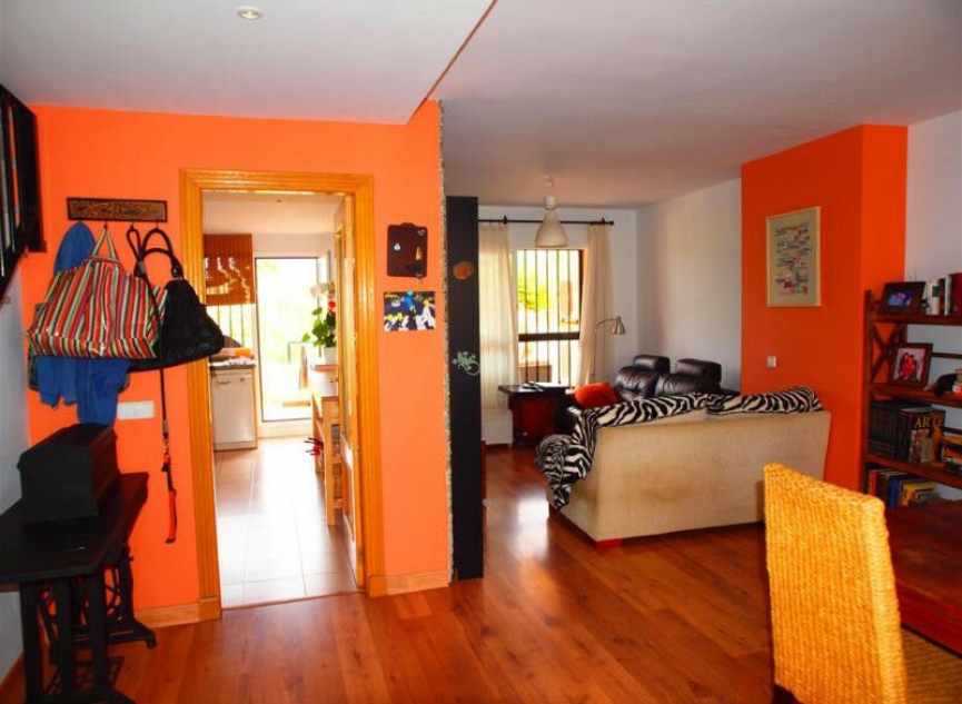 Resale - House -
Caleta de Vélez