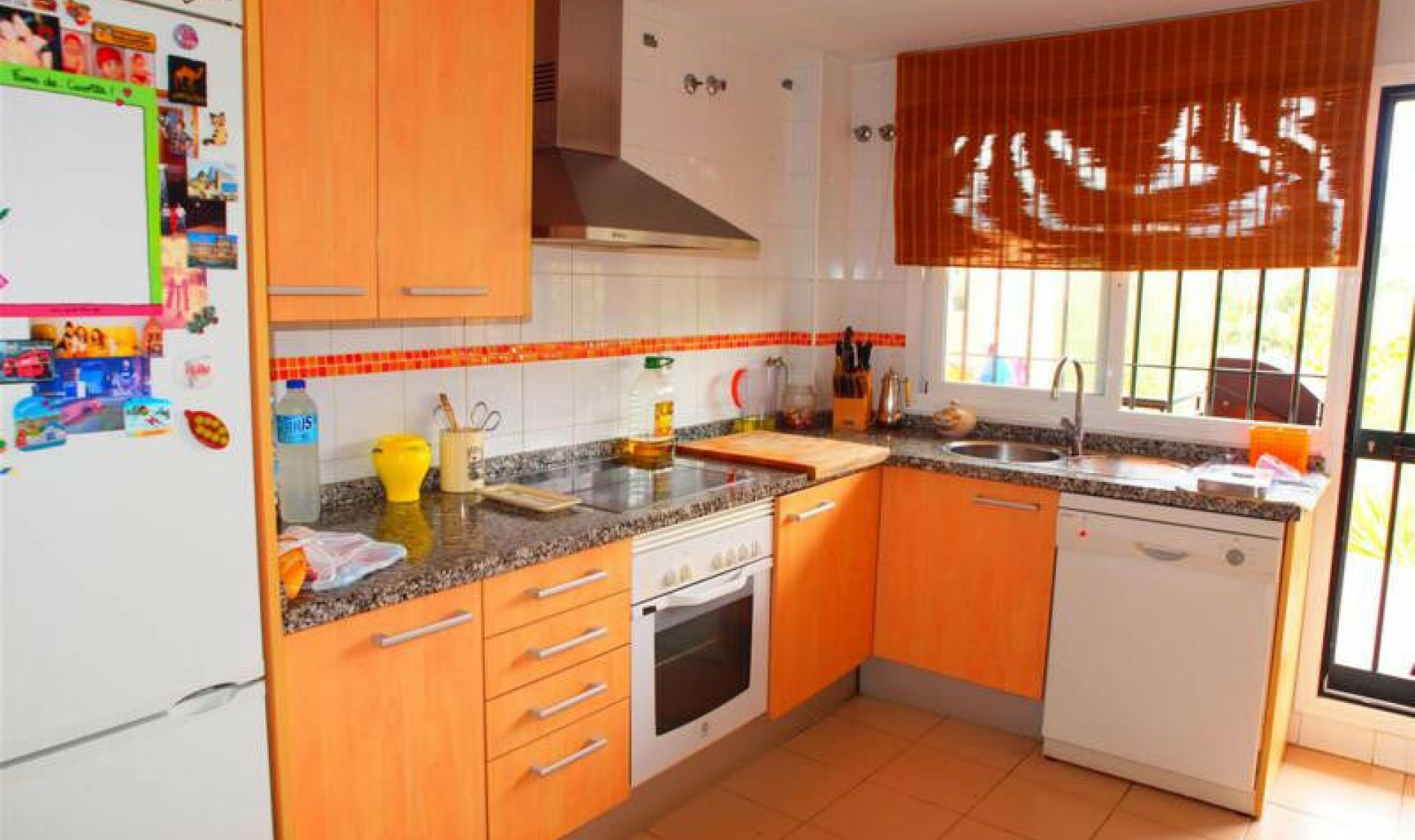 Resale - House -
Caleta de Vélez