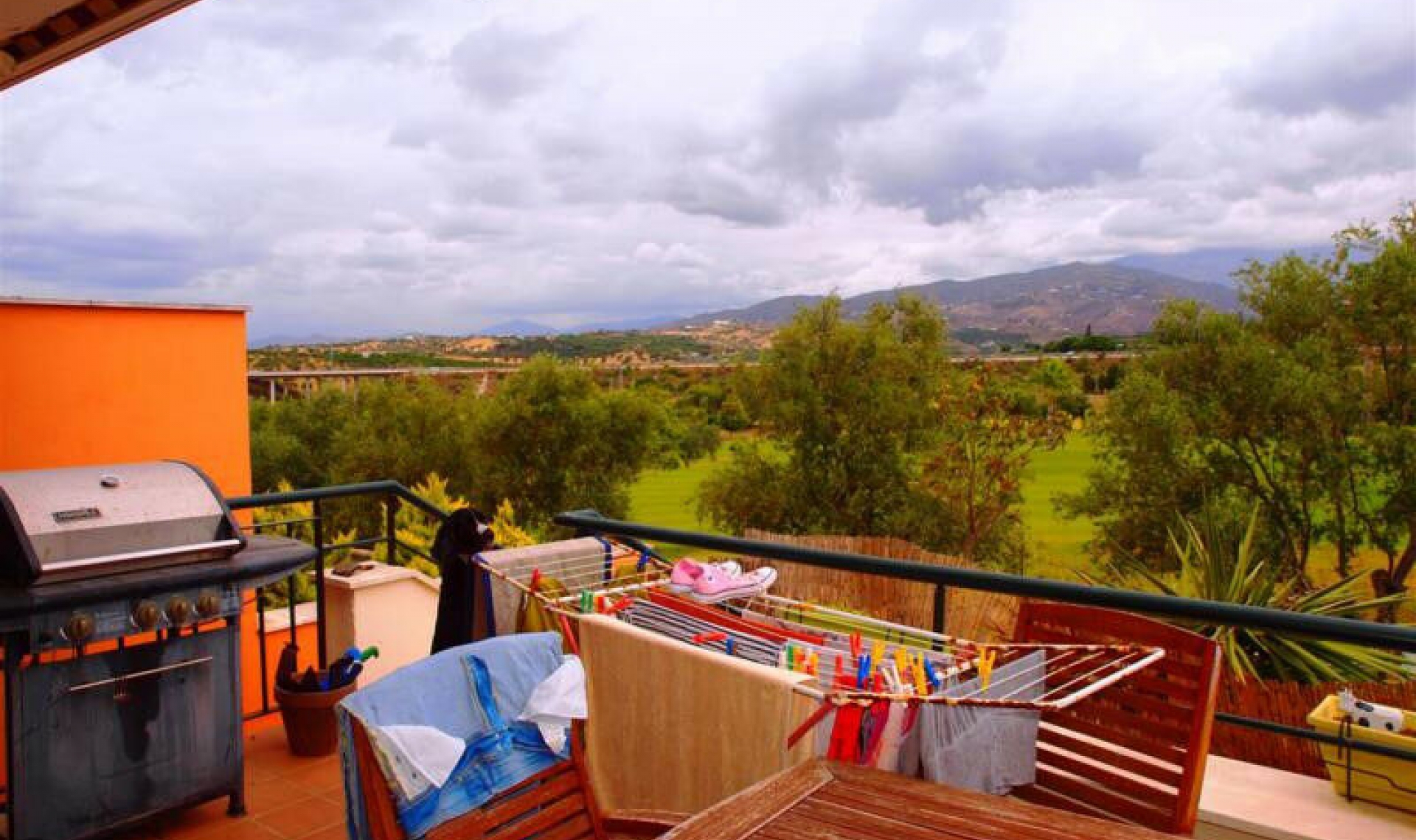 Resale - House -
Caleta de Vélez