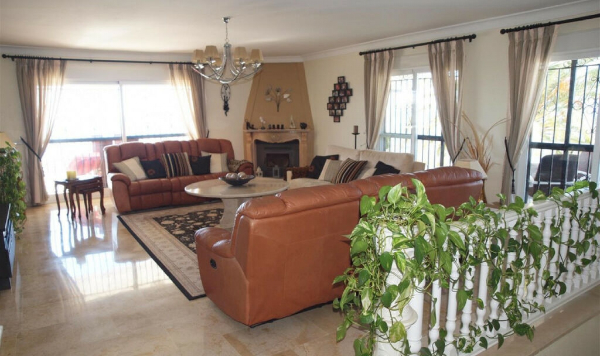 Resale - House -
Caleta de Vélez