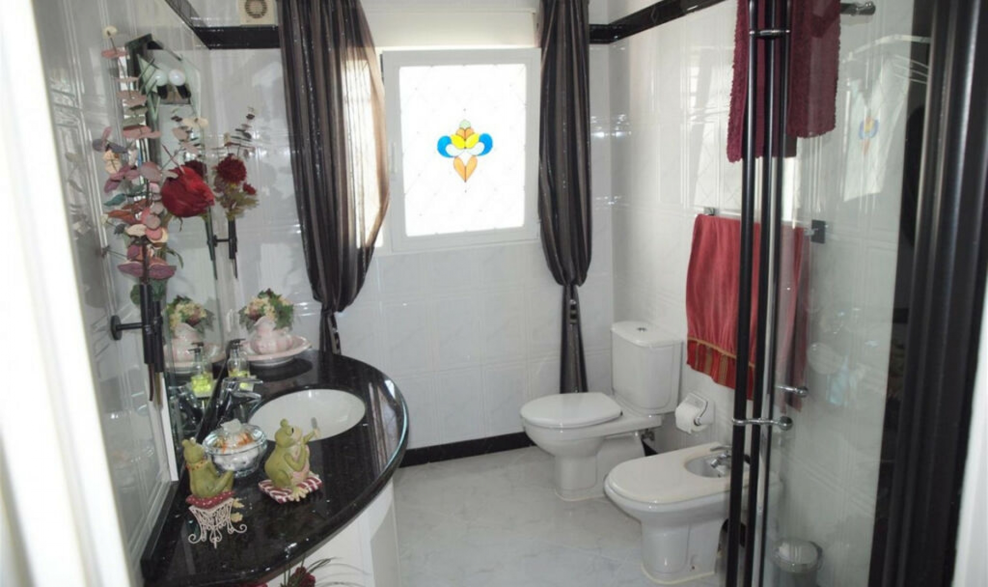 Resale - House -
Caleta de Vélez