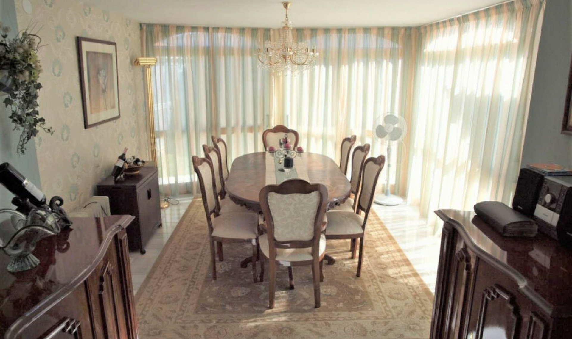 Resale - House -
Caleta de Vélez