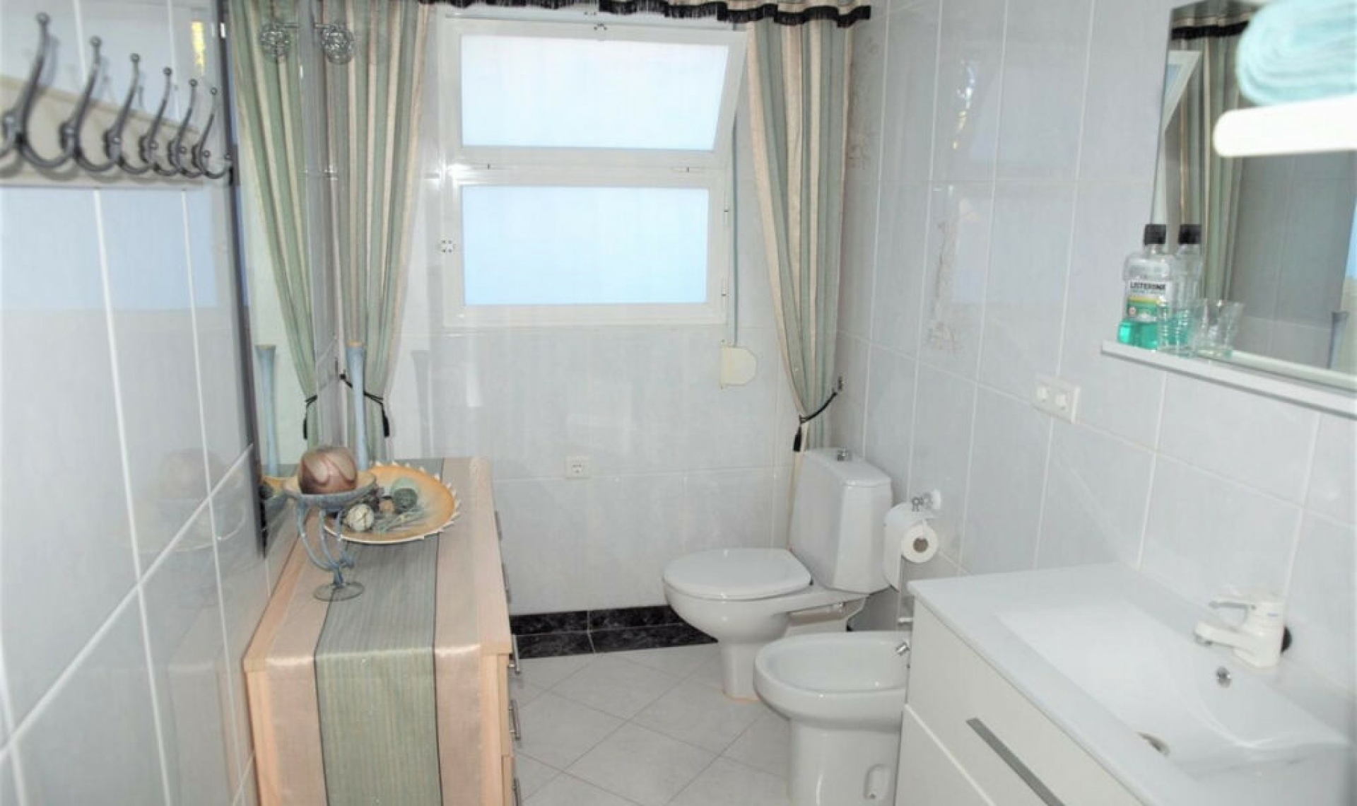 Resale - House -
Caleta de Vélez