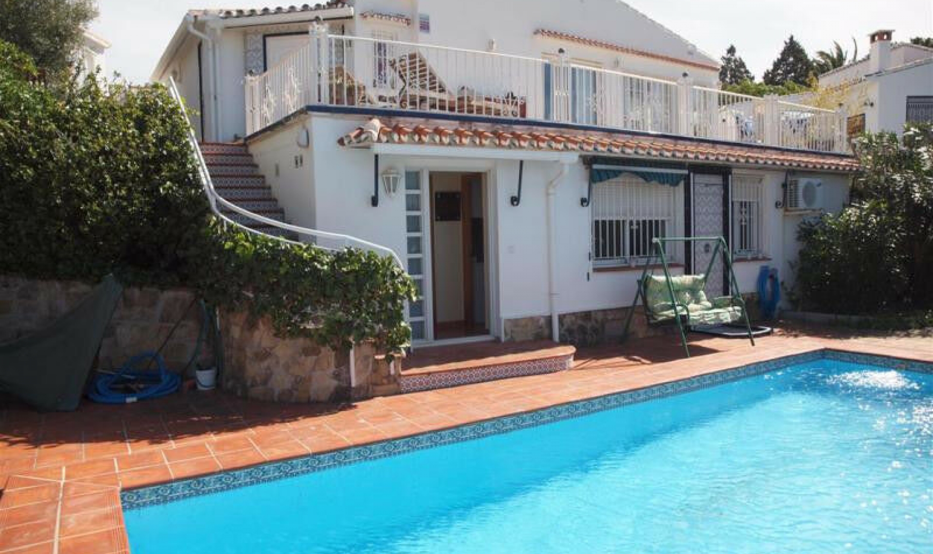 Resale - House -
Caleta de Vélez