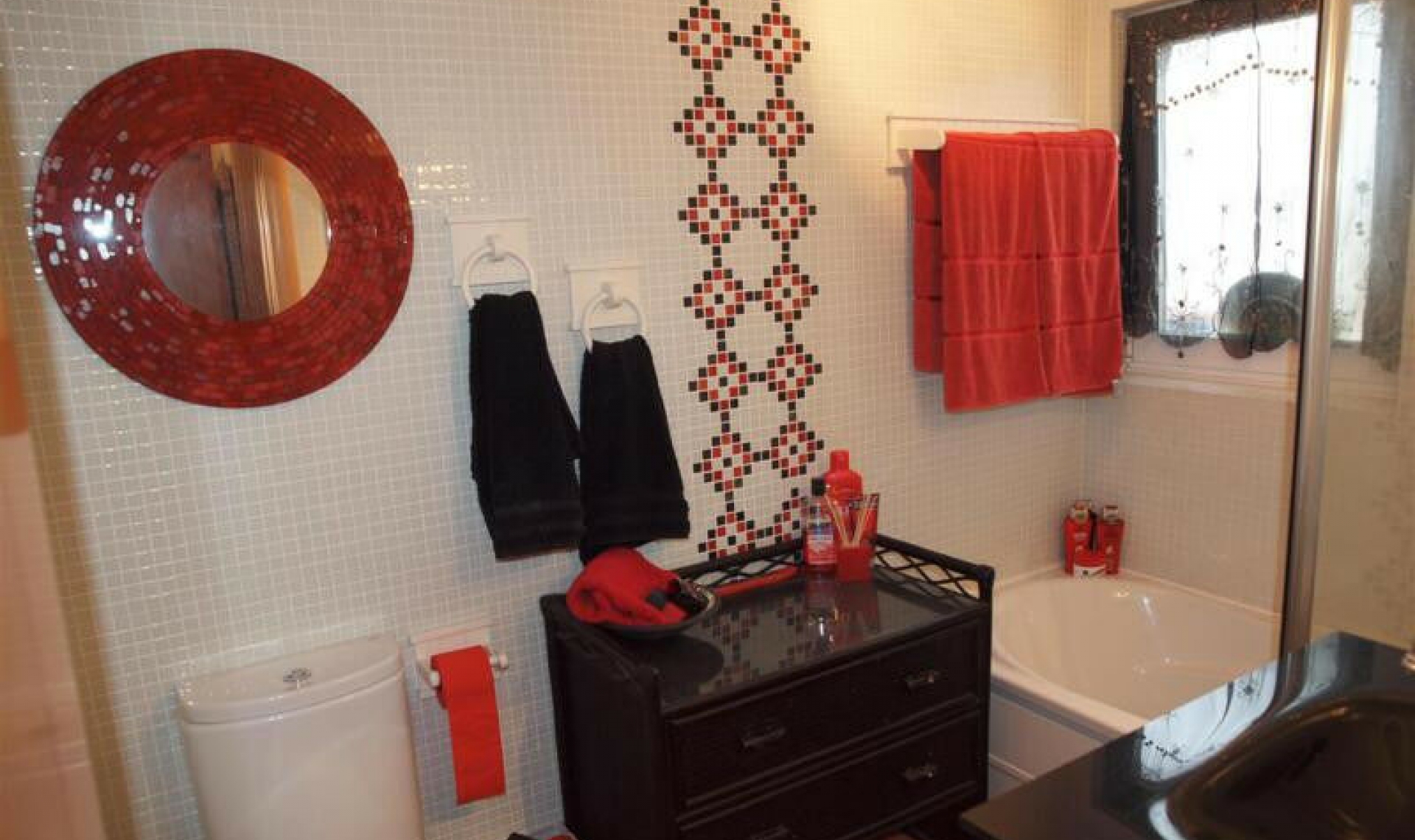 Resale - House -
Caleta de Vélez