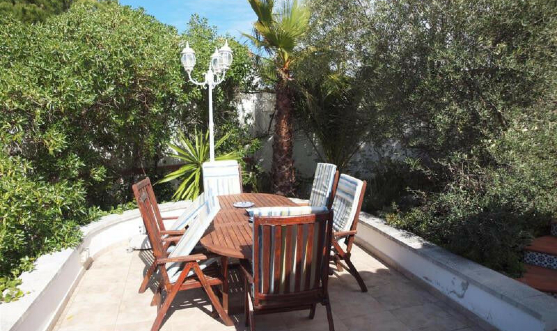 Resale - House -
Caleta de Vélez