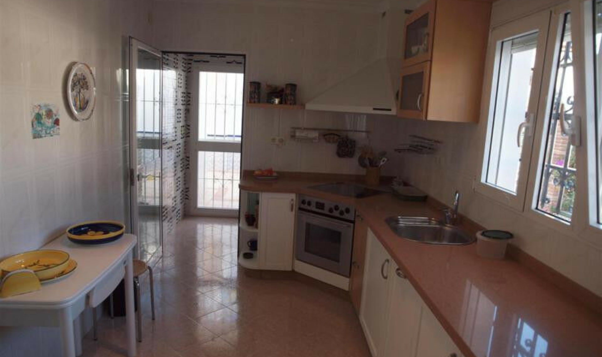 Resale - House -
Caleta de Vélez