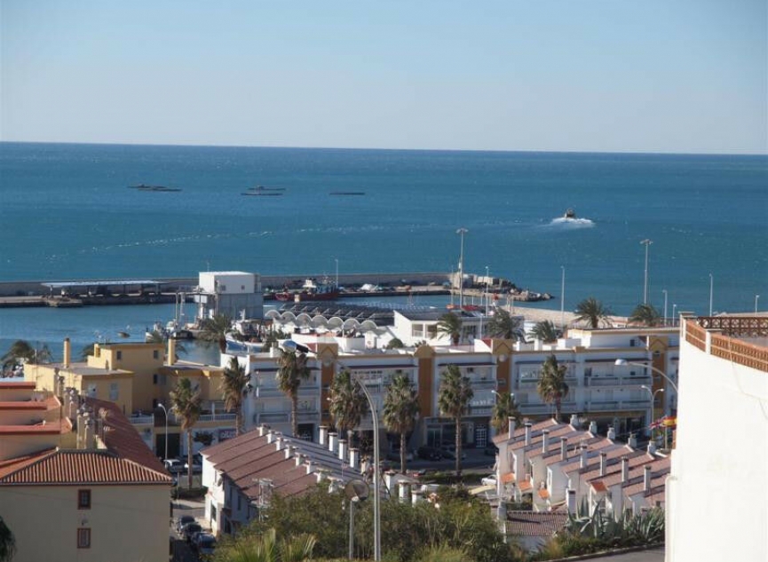 Resale - House -
Caleta de Vélez