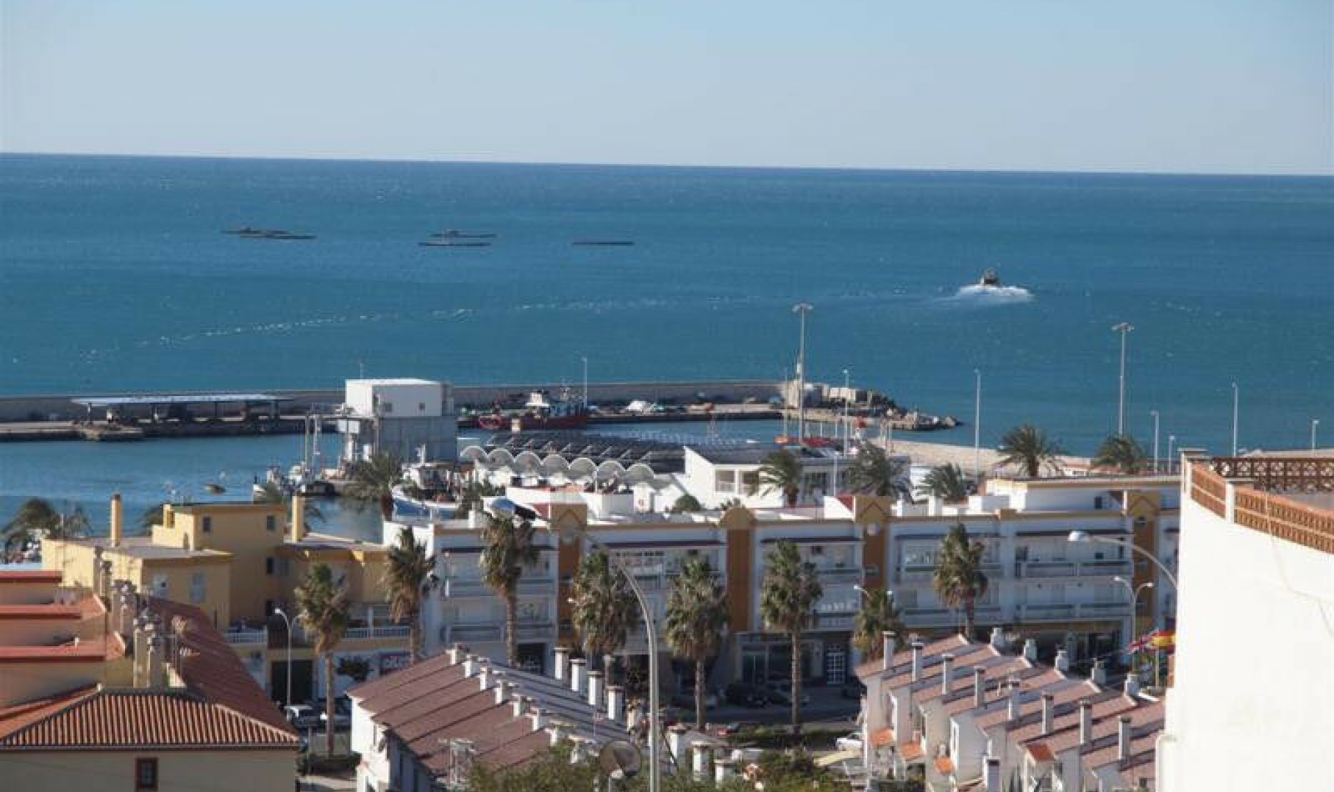 Resale - House -
Caleta de Vélez