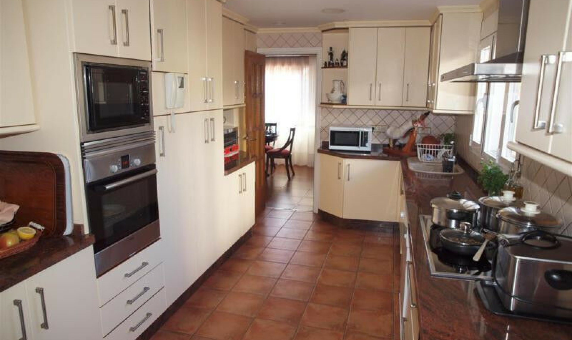 Resale - House -
Caleta de Vélez