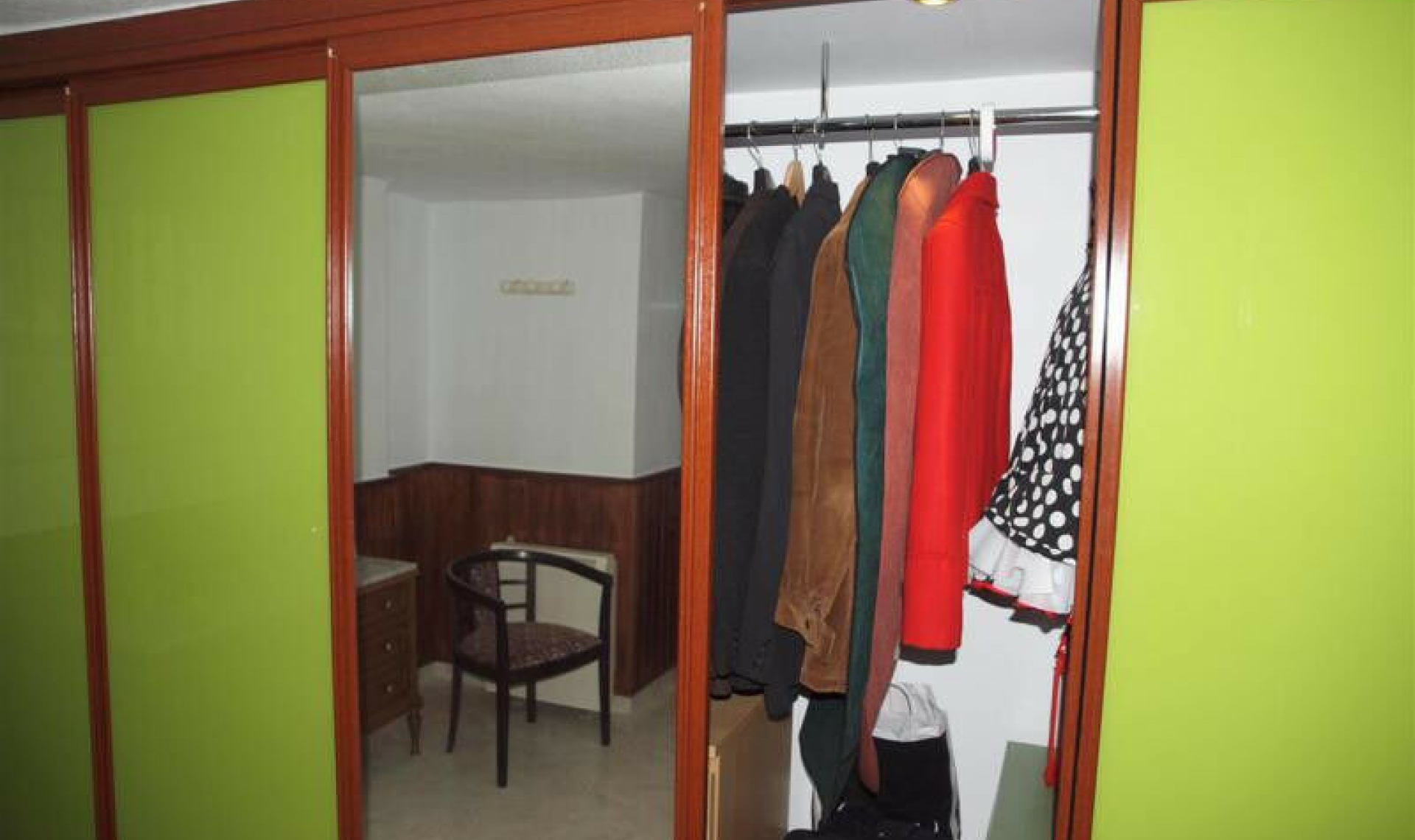 Resale - House -
Caleta de Vélez