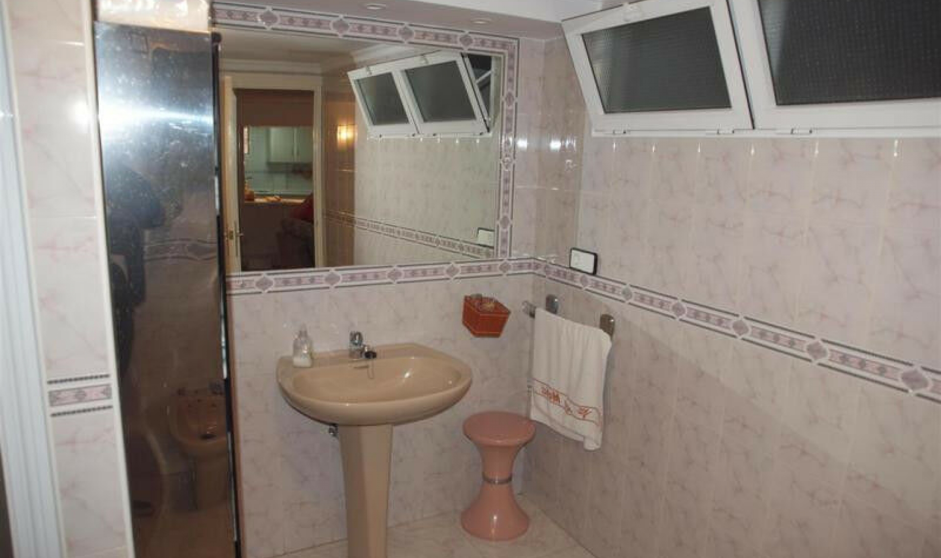 Resale - House -
Caleta de Vélez